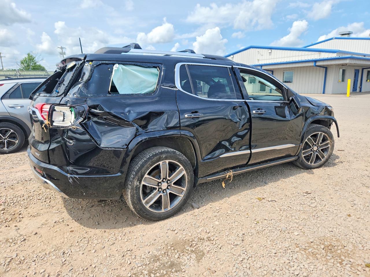 2017 GMC ACADIA DENALI — снимка 3