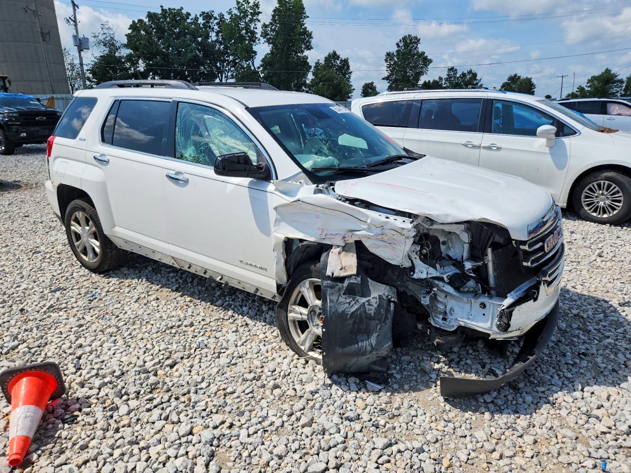 2017 GMC TERRAIN SLE — снимка 4