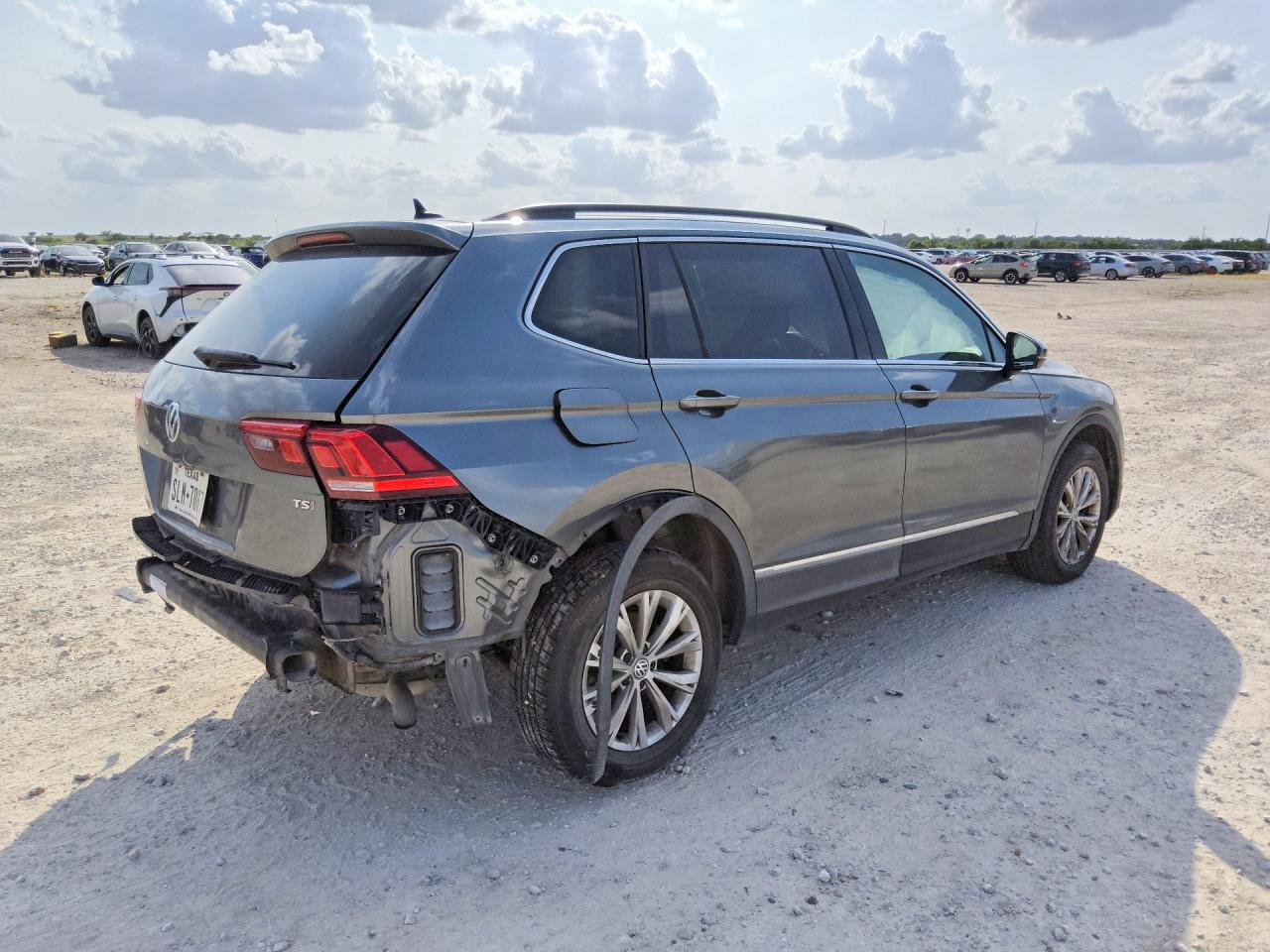 2018 VOLKSWAGEN TIGUAN SE — снимка 3
