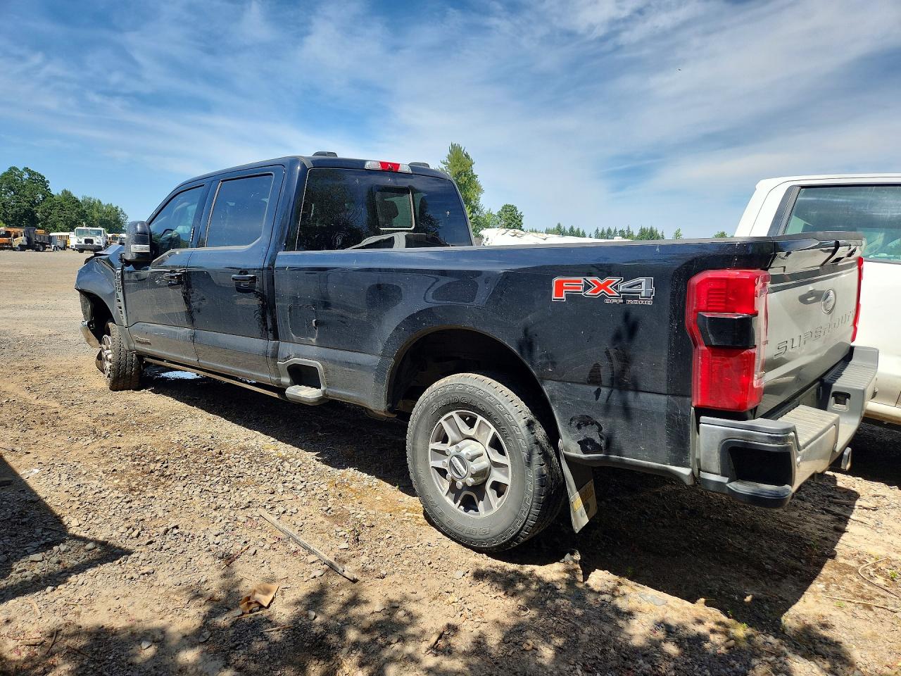 2024 FORD F-350 — photo 2