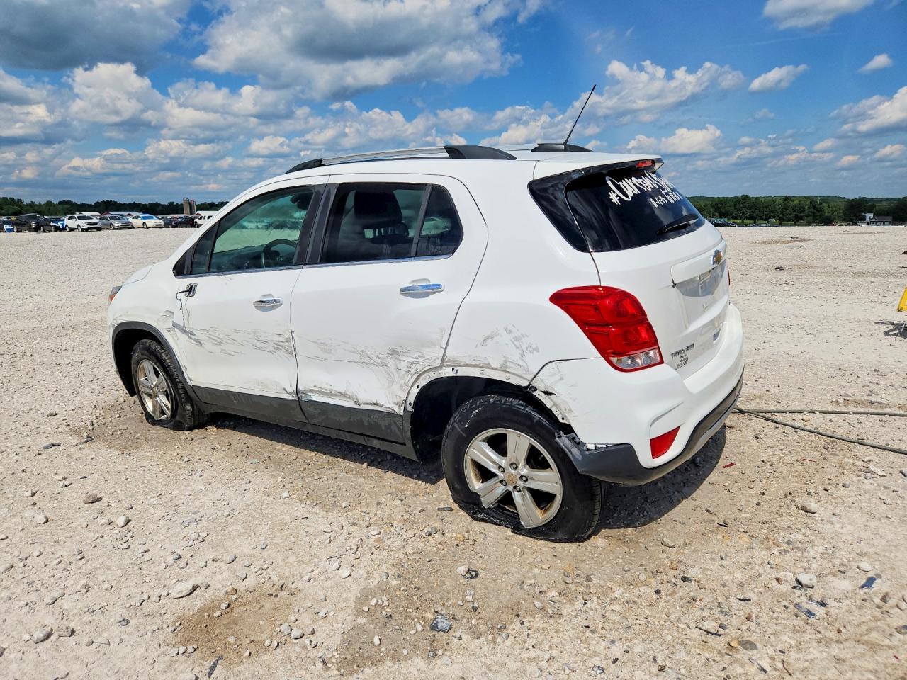 2017 CHEVROLET TRAX 1LT — снимка 2