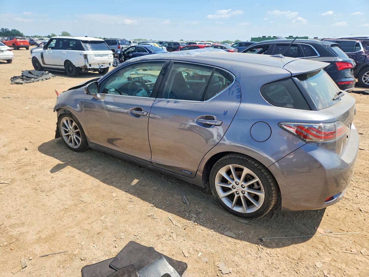 2013 LEXUS CT 200 — снимка 2