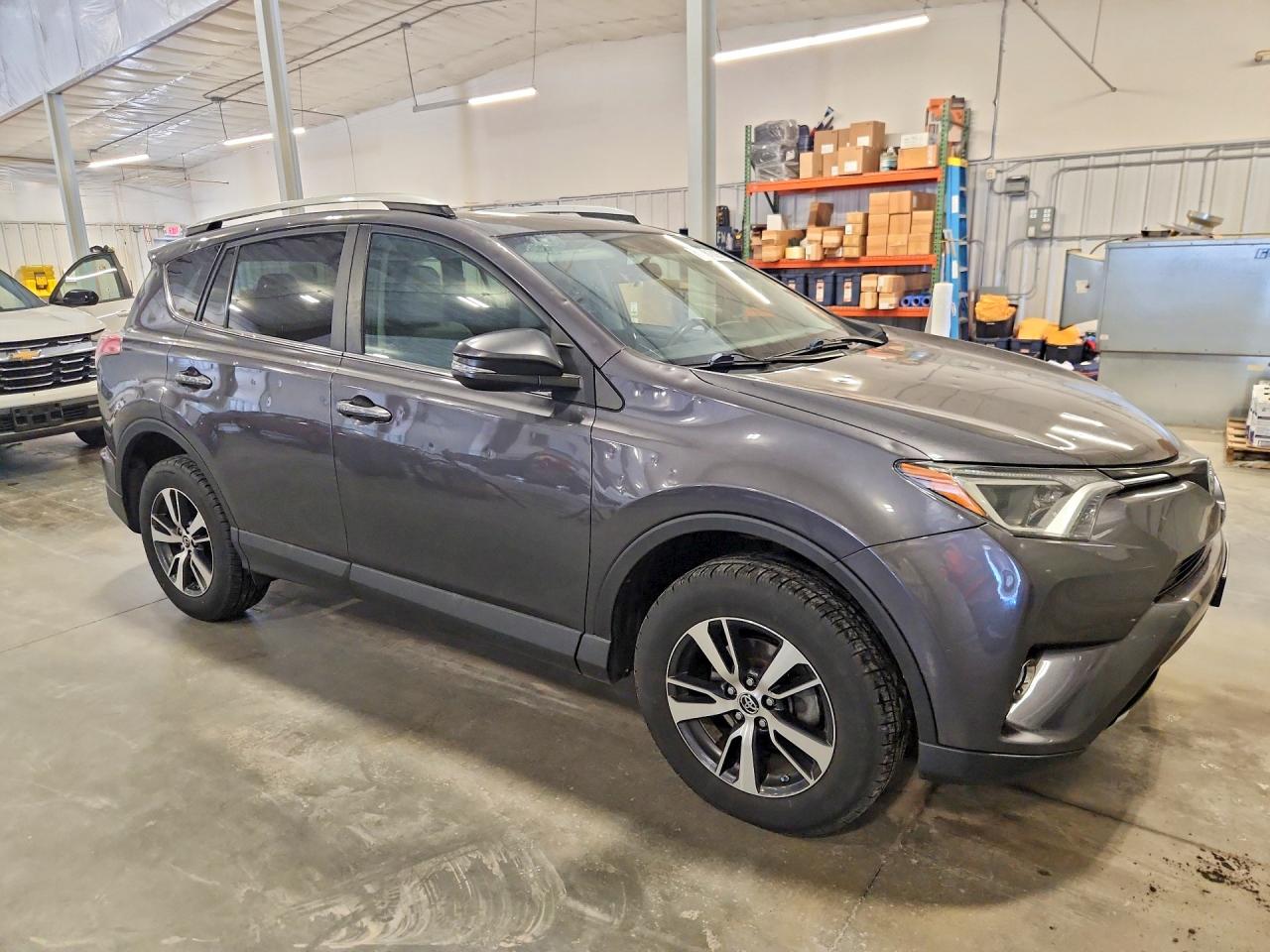 2016 TOYOTA RAV4 XLE — снимка 4