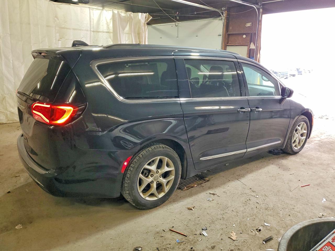 2017 CHRYSLER PACIFICA TOURING L — снимка 3