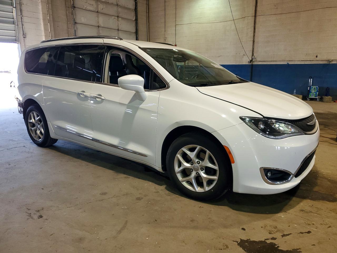 2017 CHRYSLER PACIFICA TOURING L PLUS — снимка 4