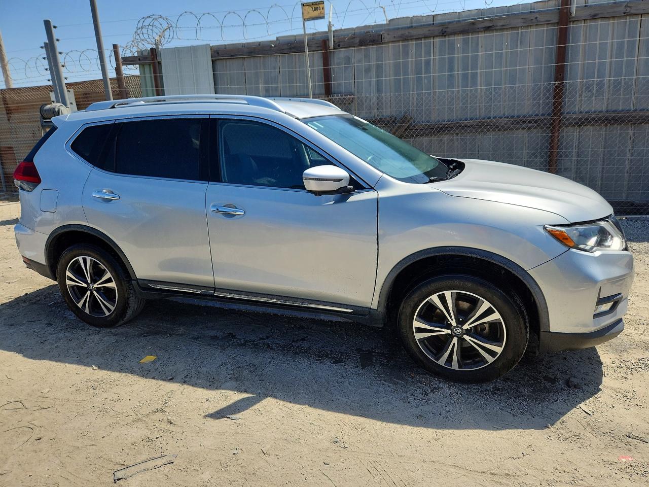 2018 NISSAN ROGUE SL — снимка 4