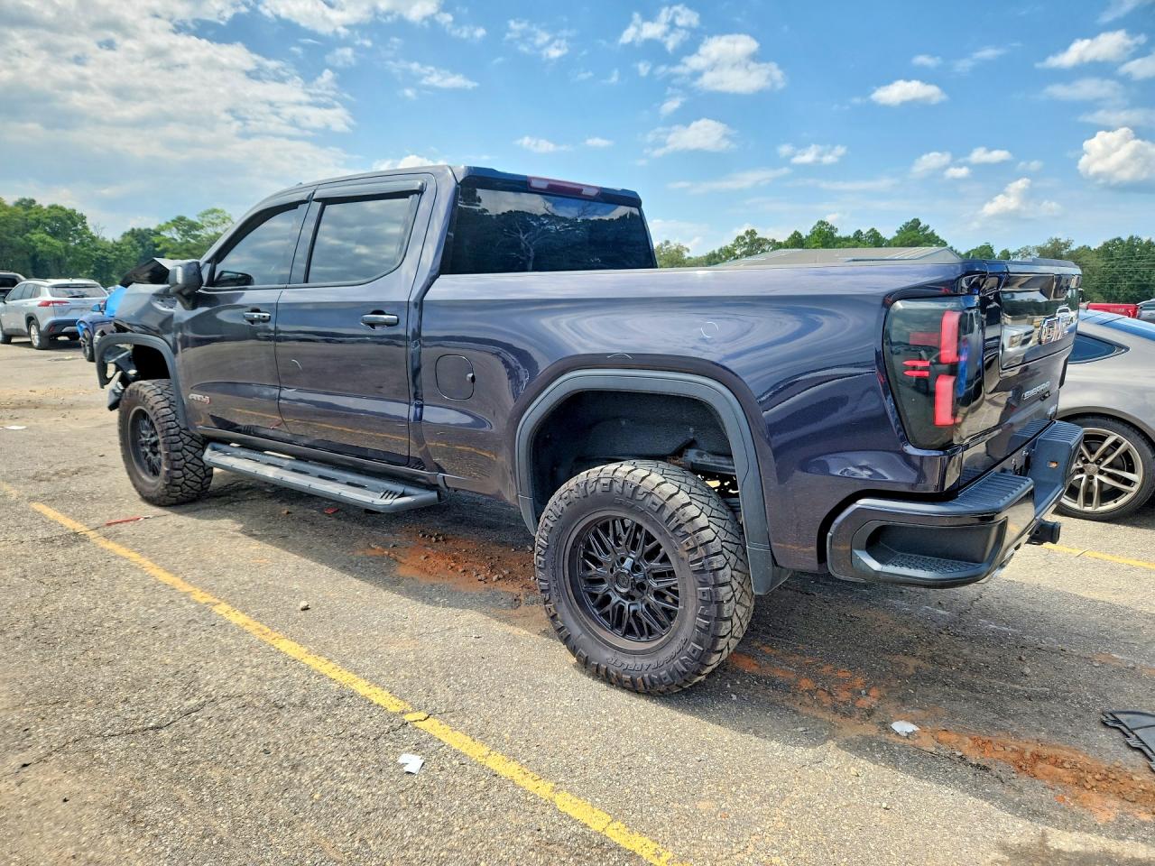 2022 GMC SIERRA K1500 AT4 — снимка 2
