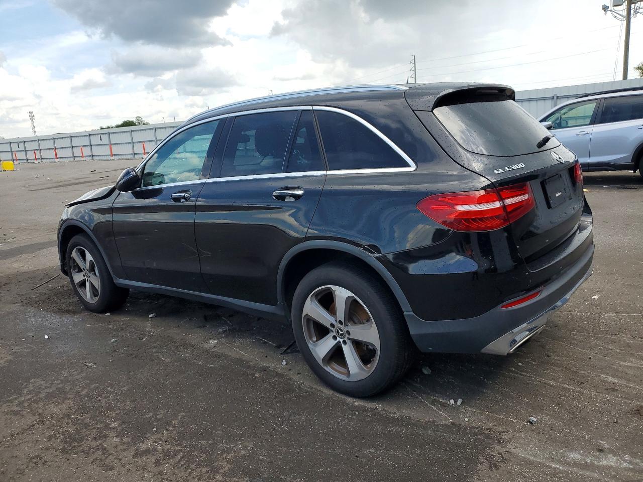 2018 MERCEDES-BENZ GLC 300 — снимка 2
