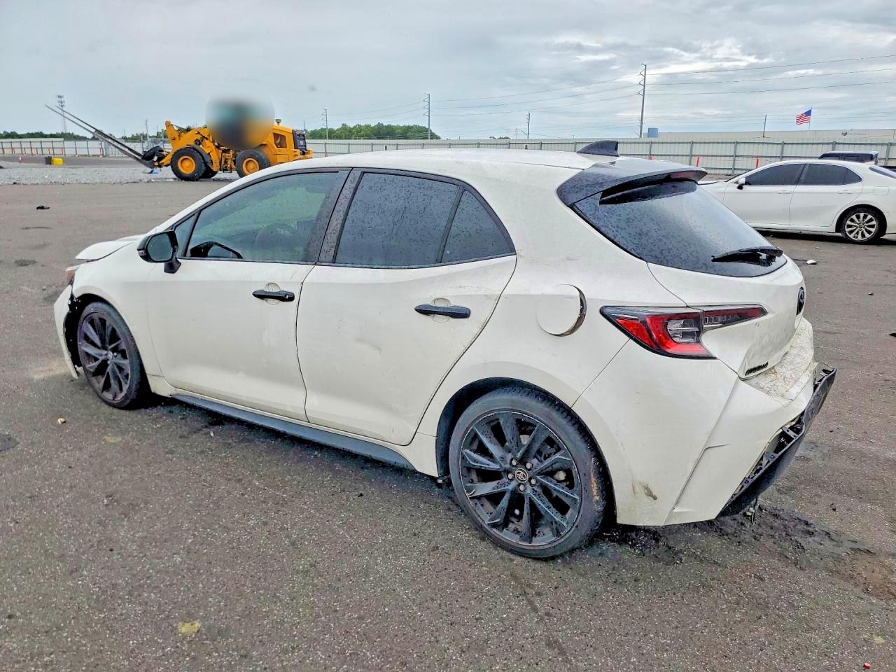 2020 TOYOTA COROLLA HATCHBACK SE NIGHTSHADE EDITION — снимка 2