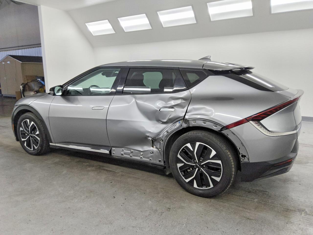 2023 KIA EV6 WIND — снимка 2