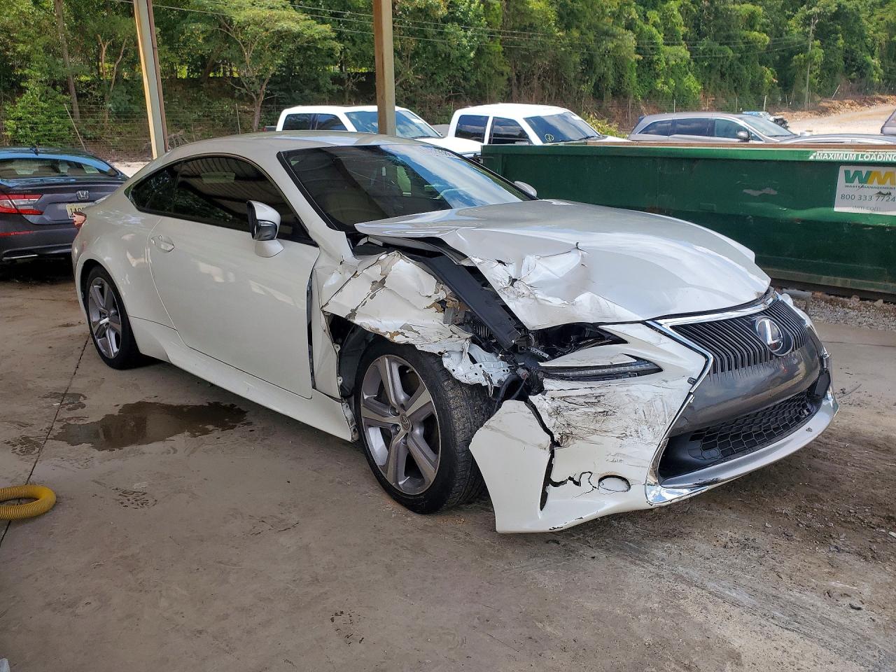 2016 LEXUS RC 200T — снимка 4