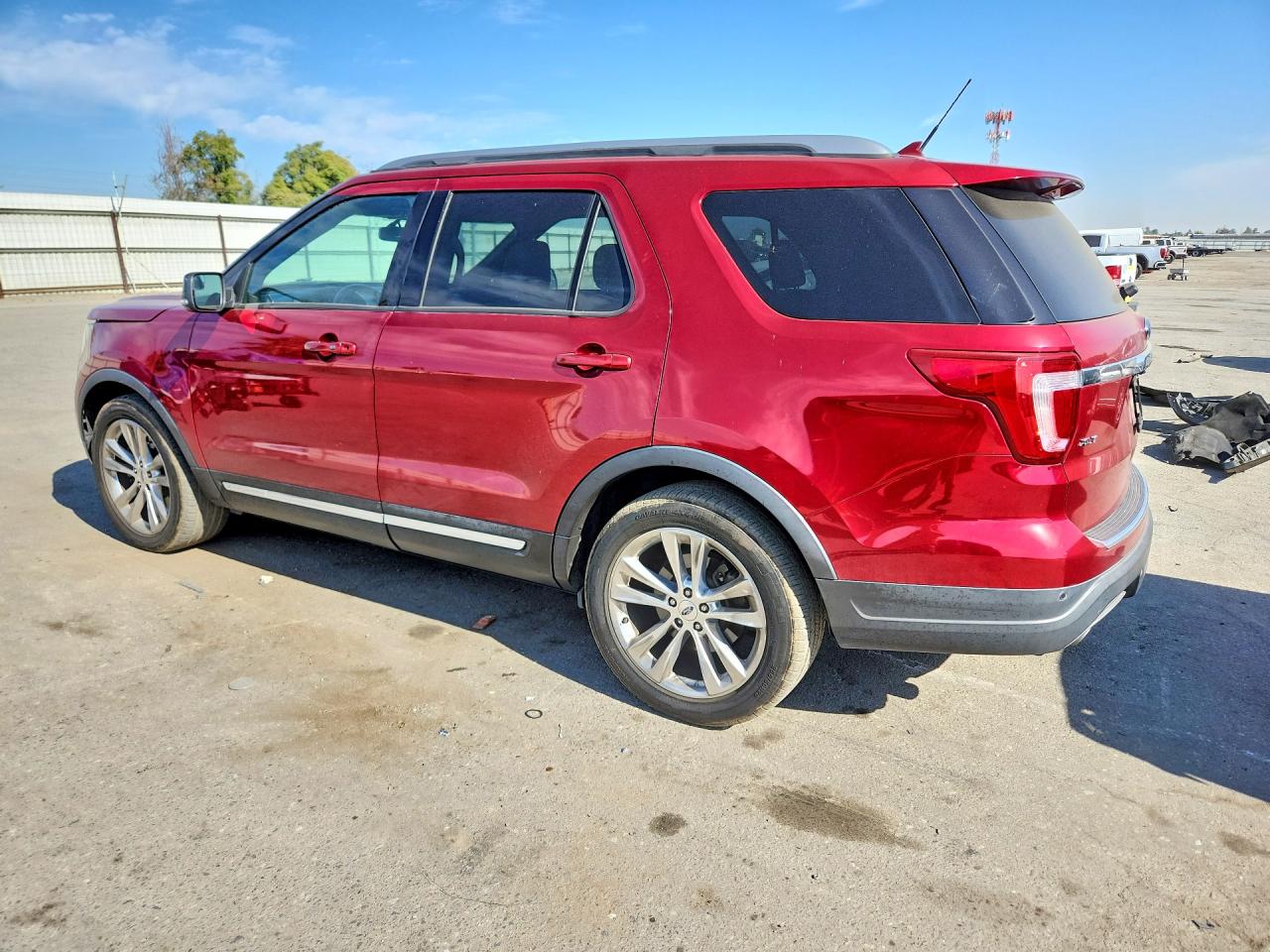 2018 FORD EXPLORER XLT — снимка 2