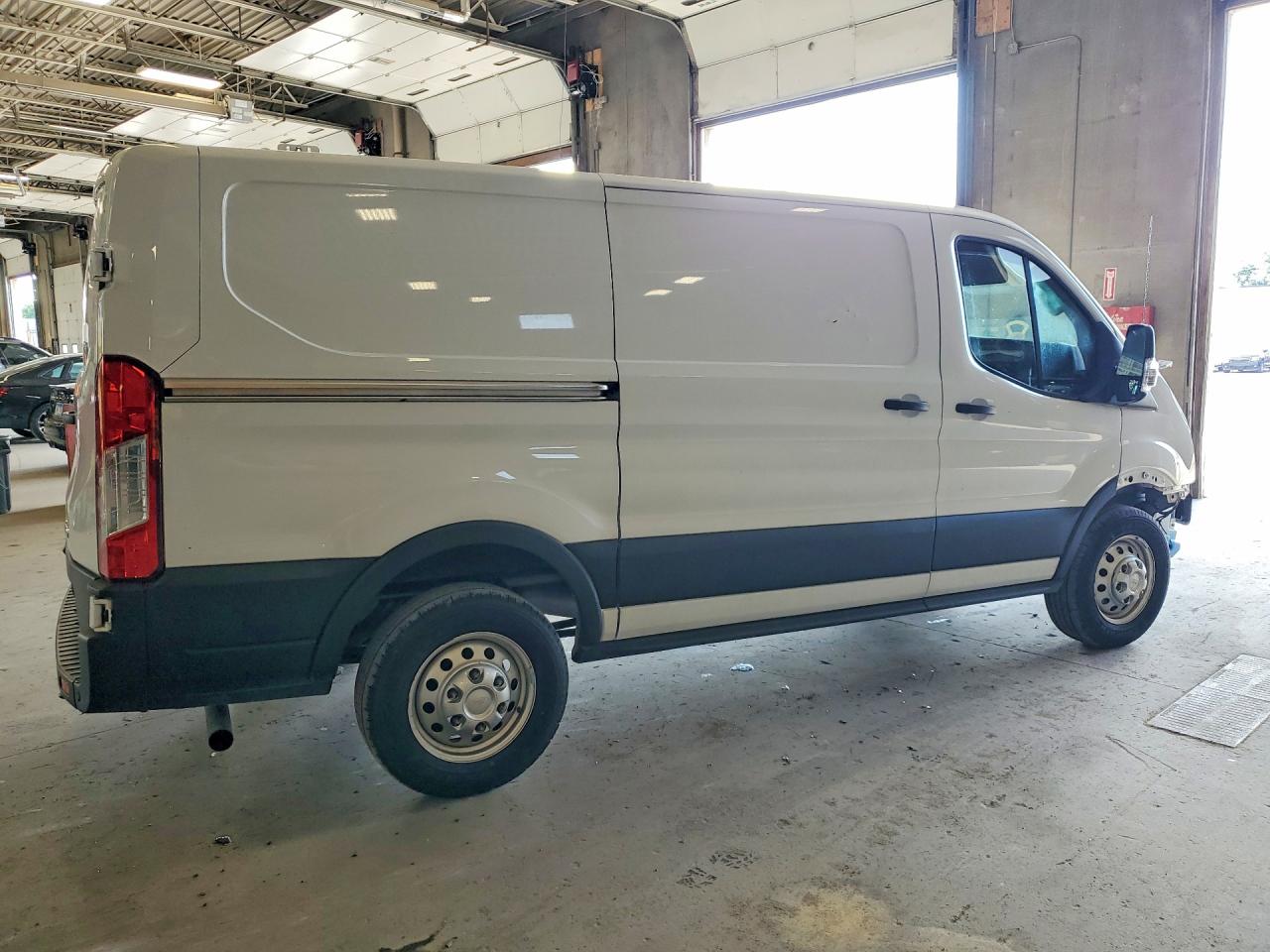 2023 FORD TRANSIT T-250 — снимка 3