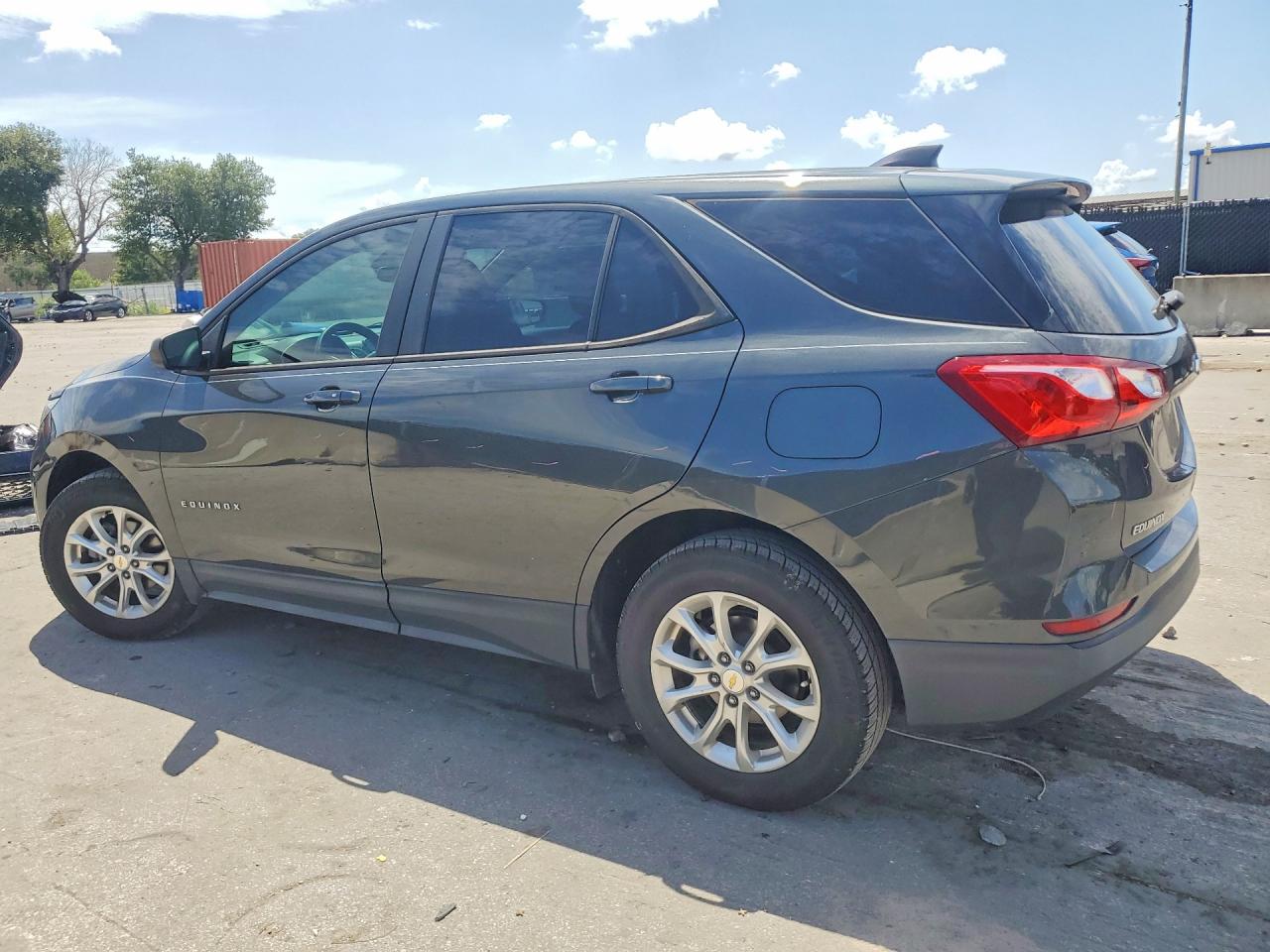 2020 CHEVROLET EQUINOX LS — снимка 2