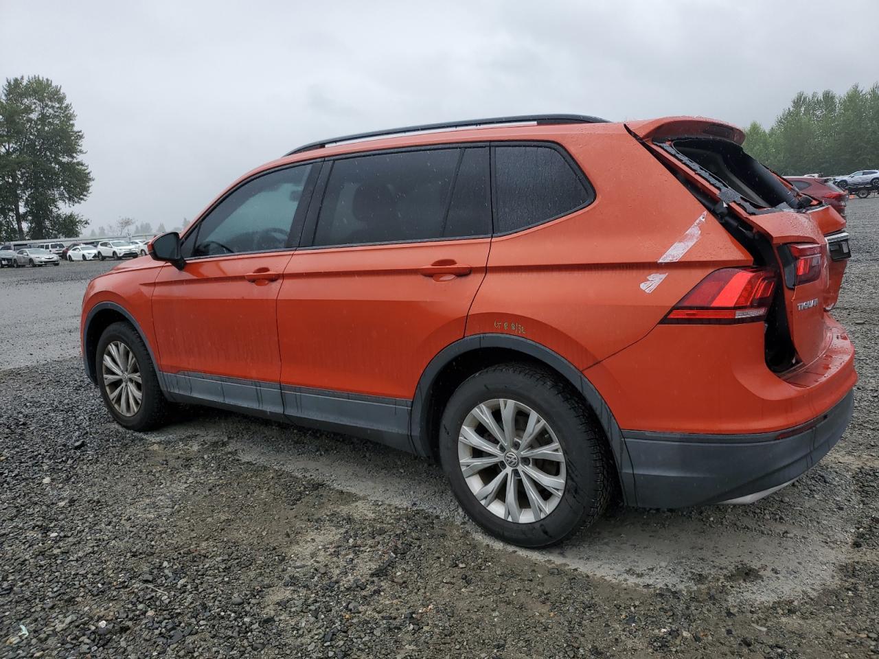 2019 VOLKSWAGEN TIGUAN S — снимка 2