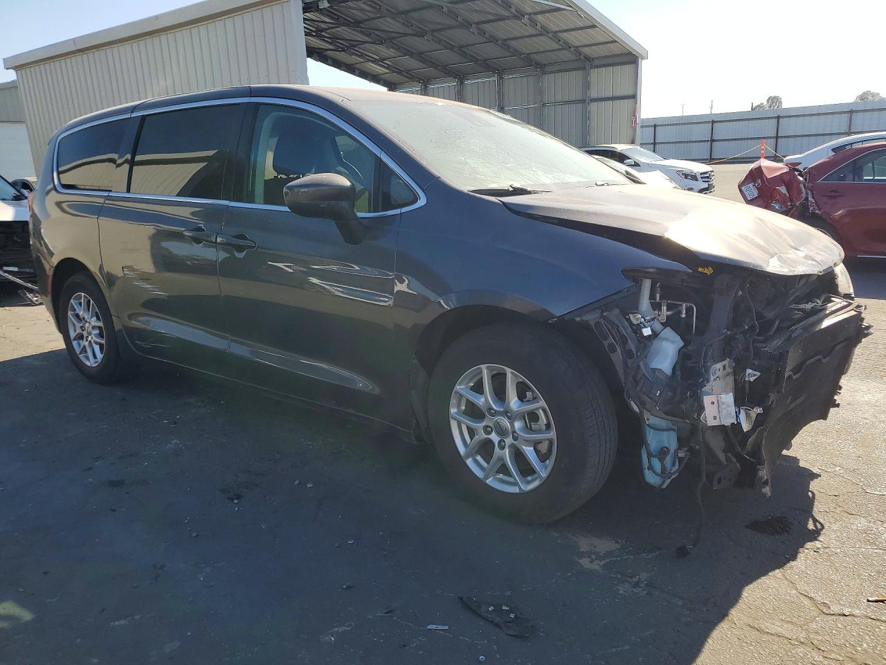 2023 CHRYSLER VOYAGER LX — снимка 4