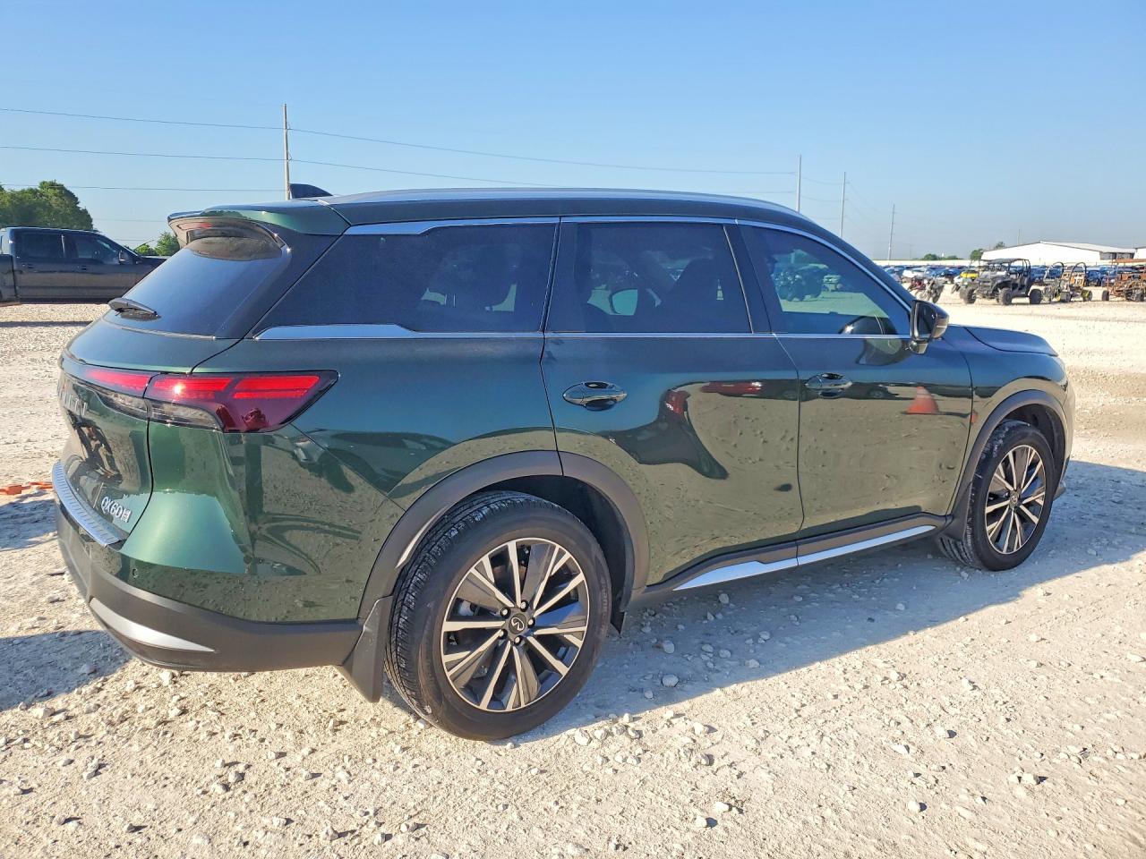 2026 INFINITI QX60 LUXE — снимка 3