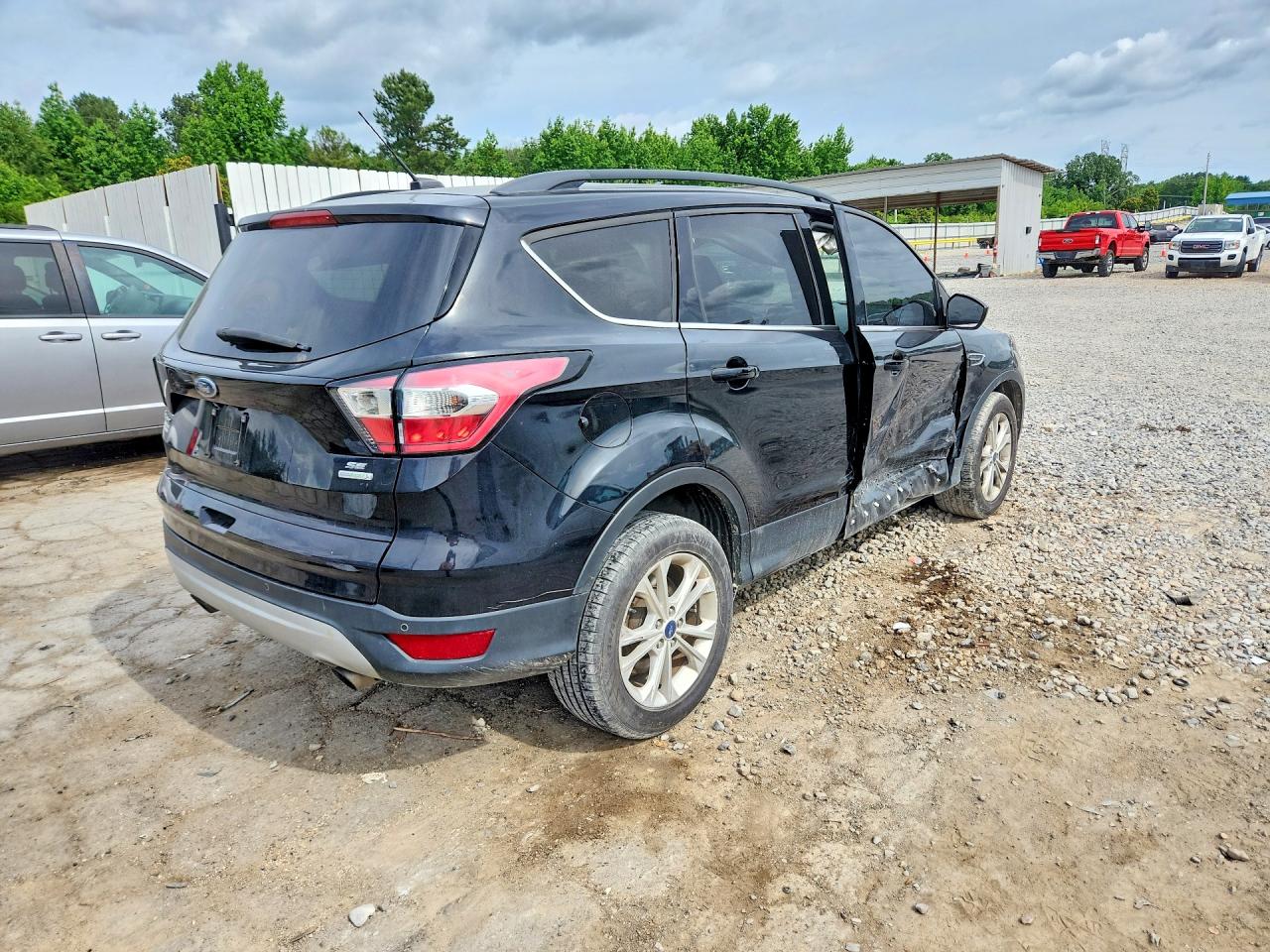 2017 FORD ESCAPE SE — снимка 3