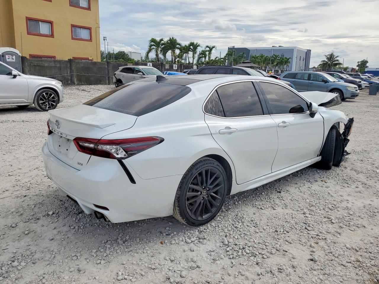 2021 TOYOTA CAMRY XSE — снимка 3