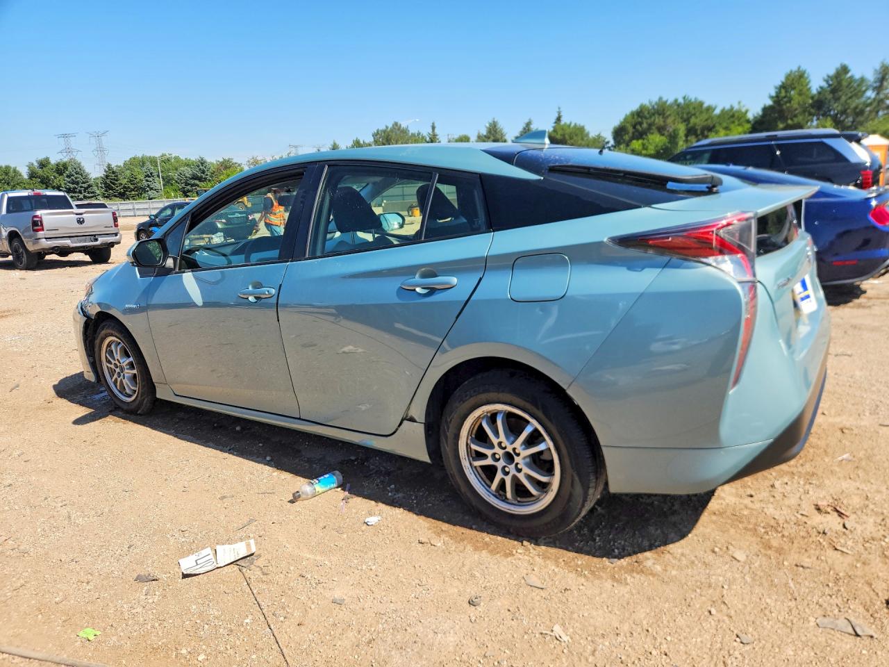2016 TOYOTA PRIUS TWO — снимка 2