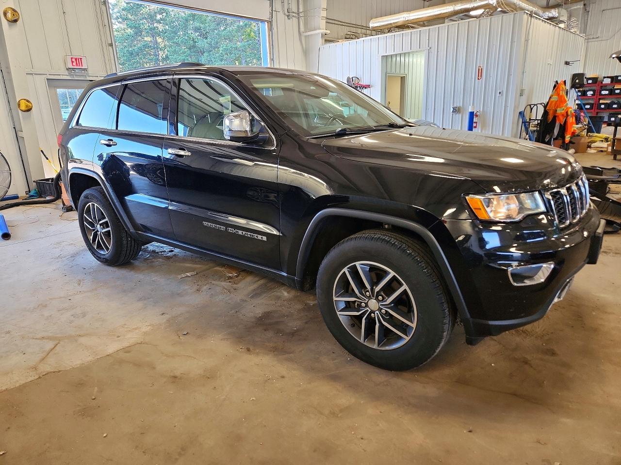 2017 JEEP GRAND CHEROKEE LIMITED — снимка 4
