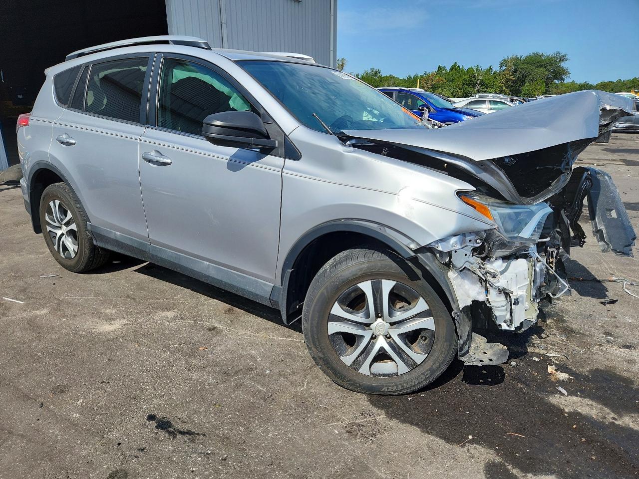 2017 TOYOTA RAV4 LE — снимка 4