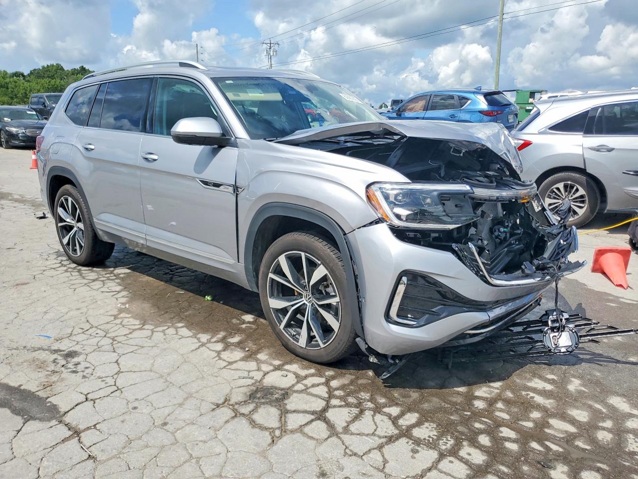 2026 VOLKSWAGEN ATLAS SEL PREMIUM R-LINE — снимка 4
