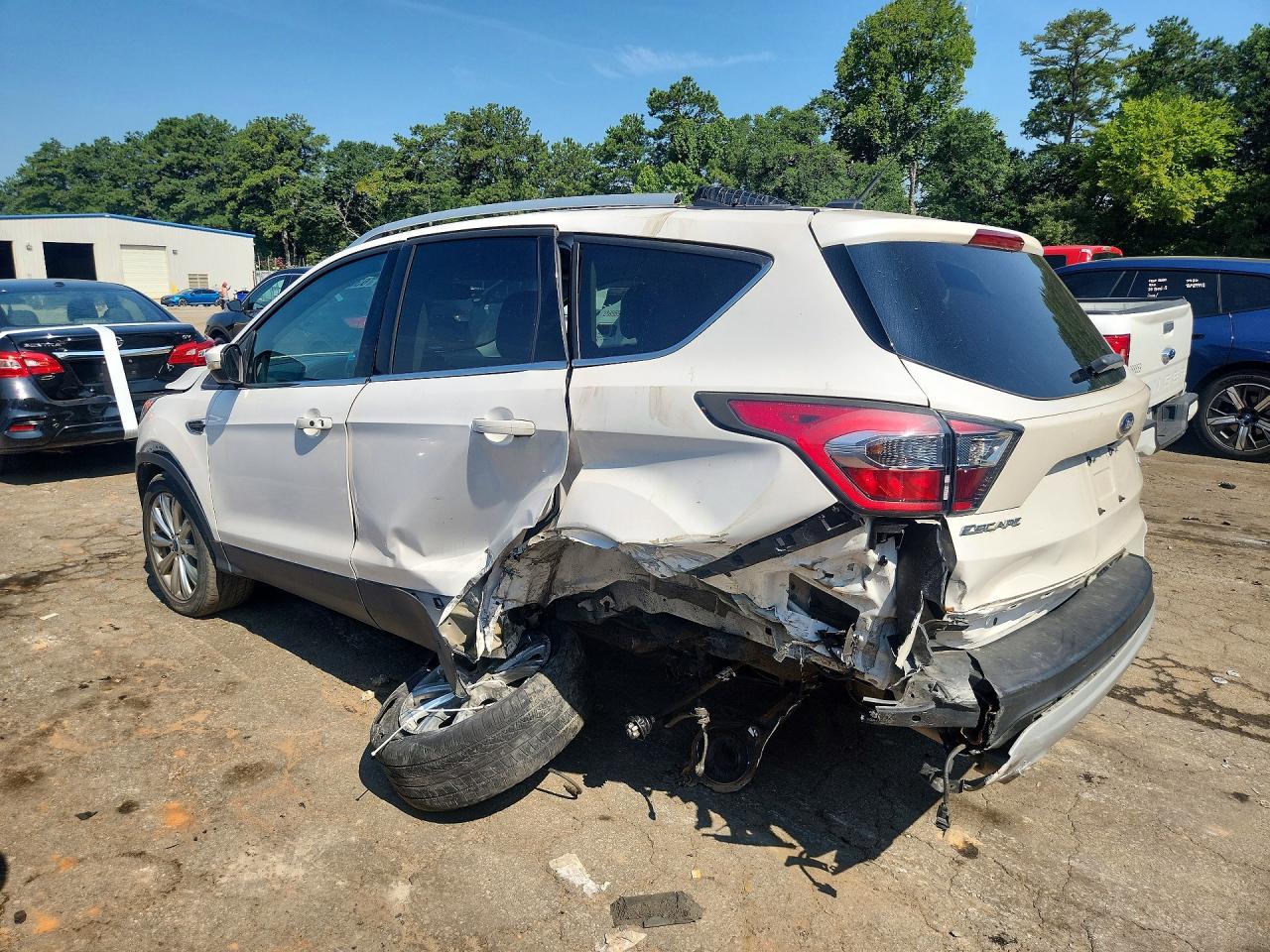 2017 FORD ESCAPE TITANIUM — снимка 2