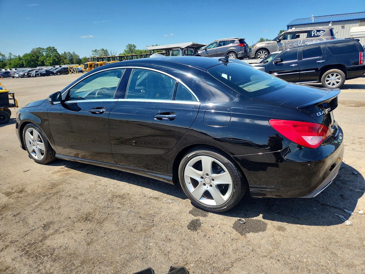 2017 MERCEDES-BENZ CLA 250 4MATIC — снимка 2