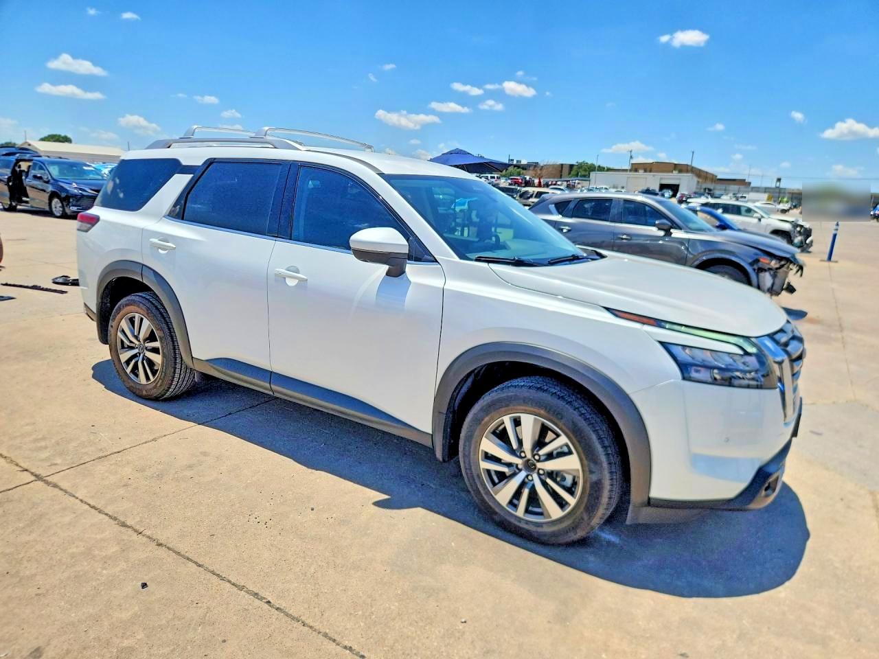 2025 NISSAN PATHFINDER SL — снимка 4