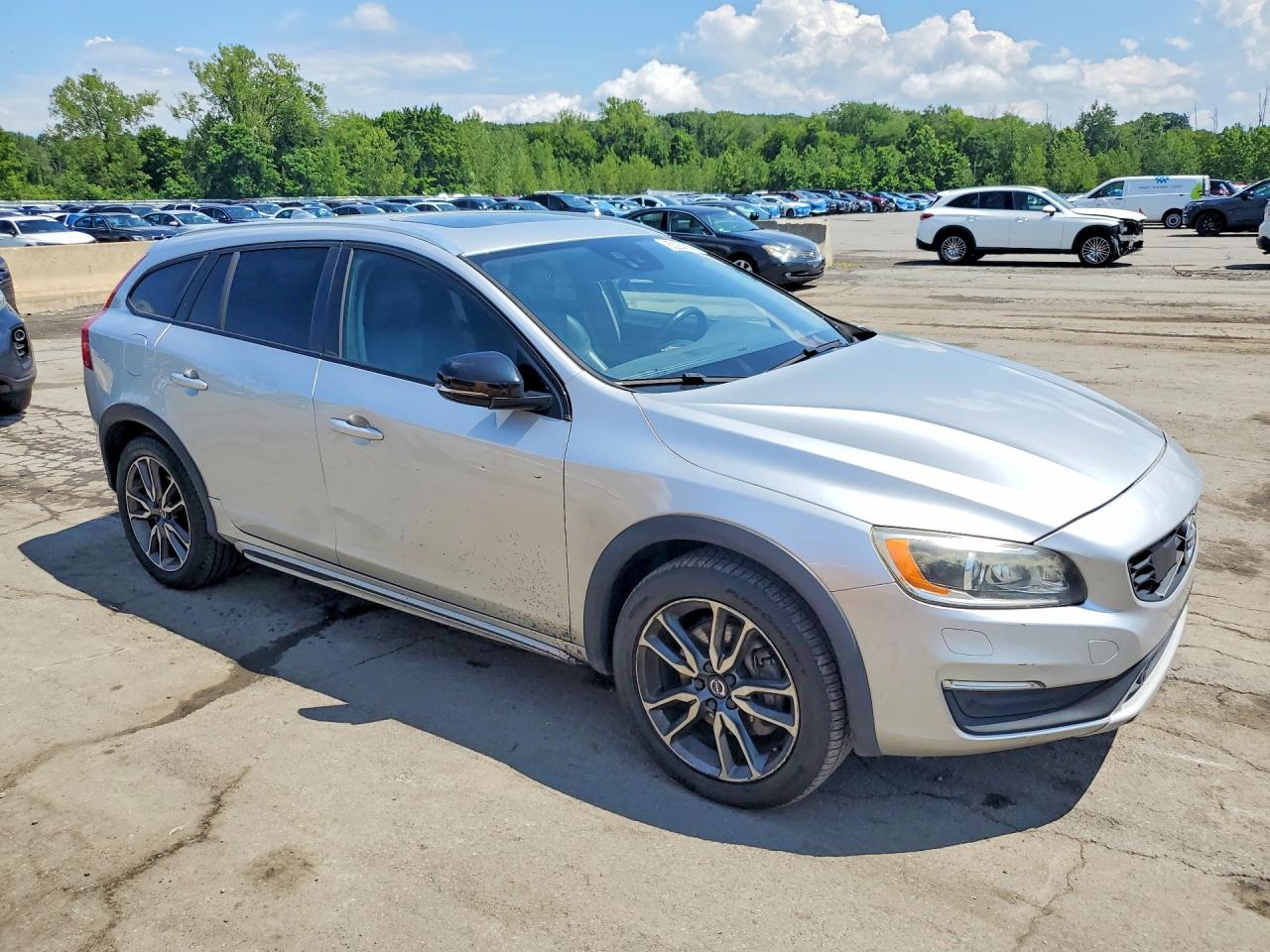 2018 VOLVO V60 CROSS COUNTRY PLATINUM — снимка 4