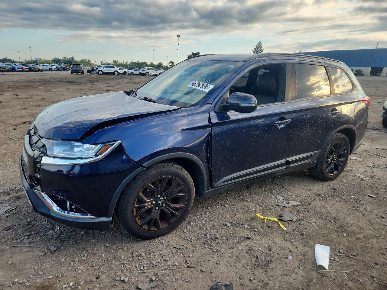 2019 MITSUBISHI OUTLANDER SE