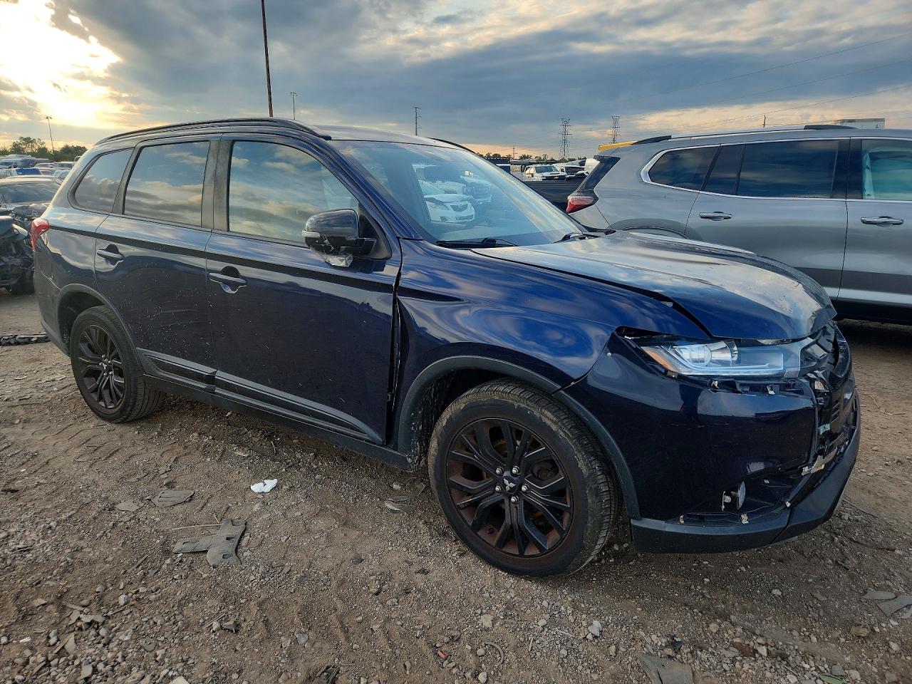 2019 MITSUBISHI OUTLANDER SE — снимка 4