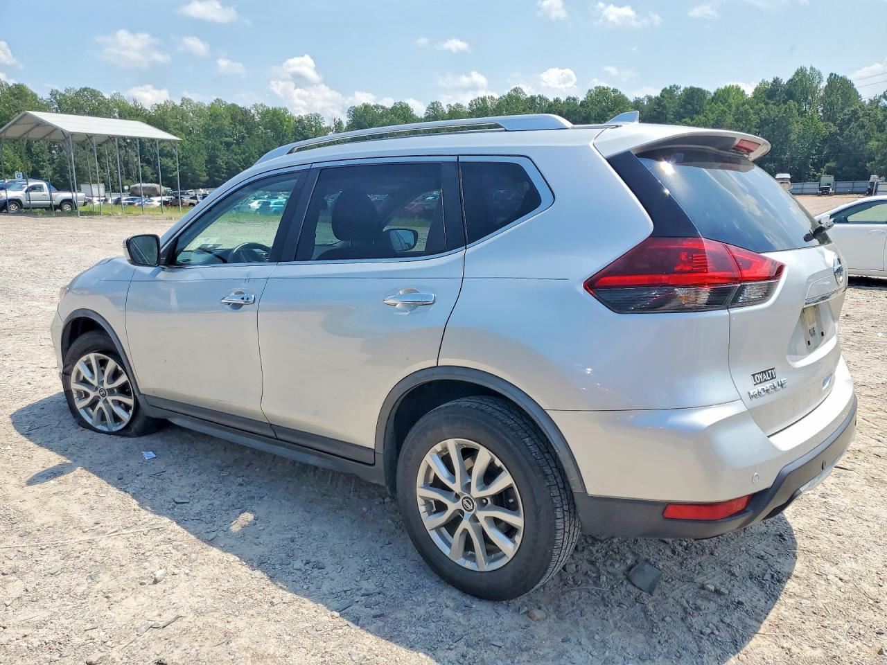 2020 NISSAN ROGUE SV — снимка 2