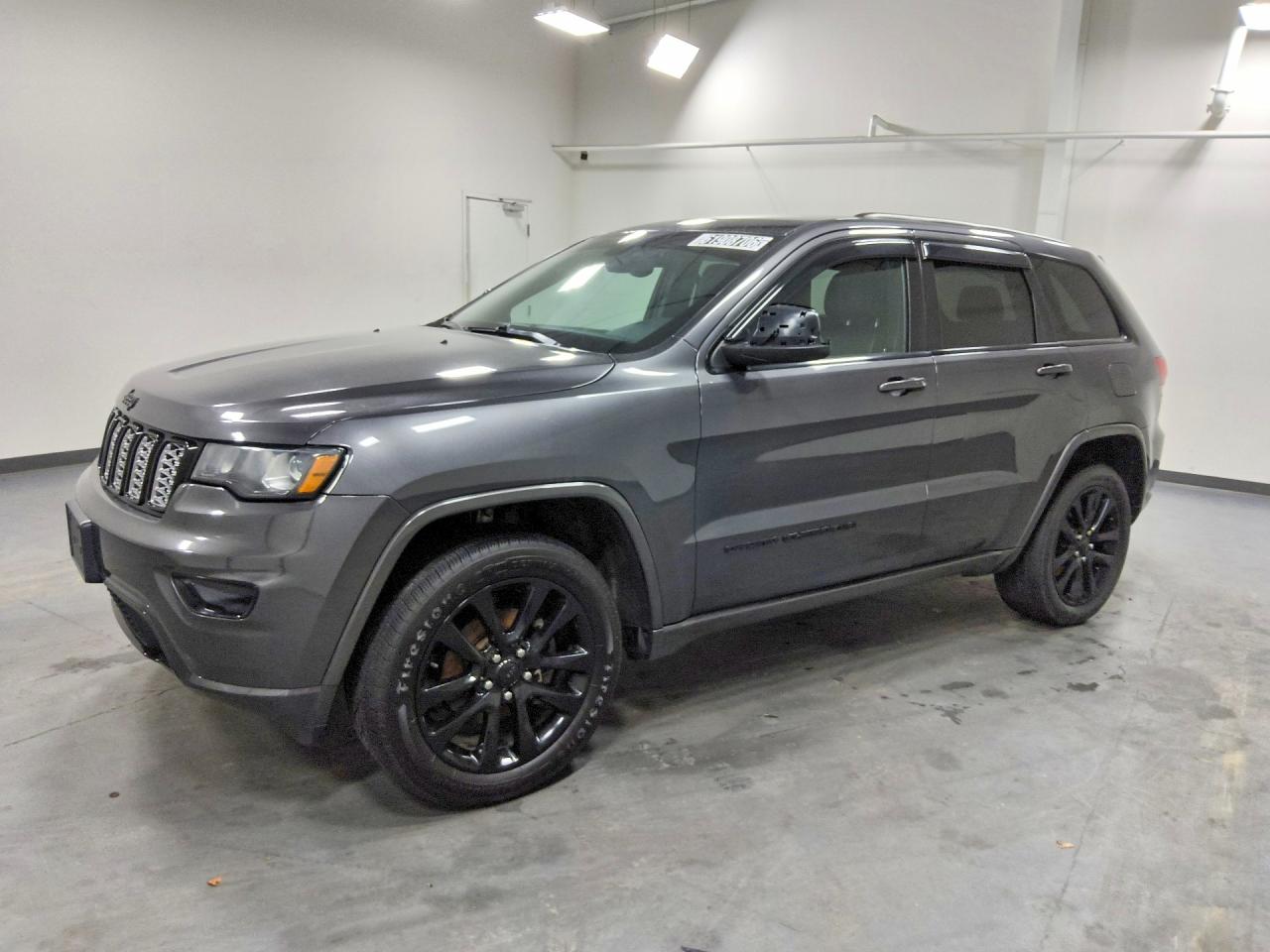 2017 JEEP GRAND CHEROKEE LAREDO