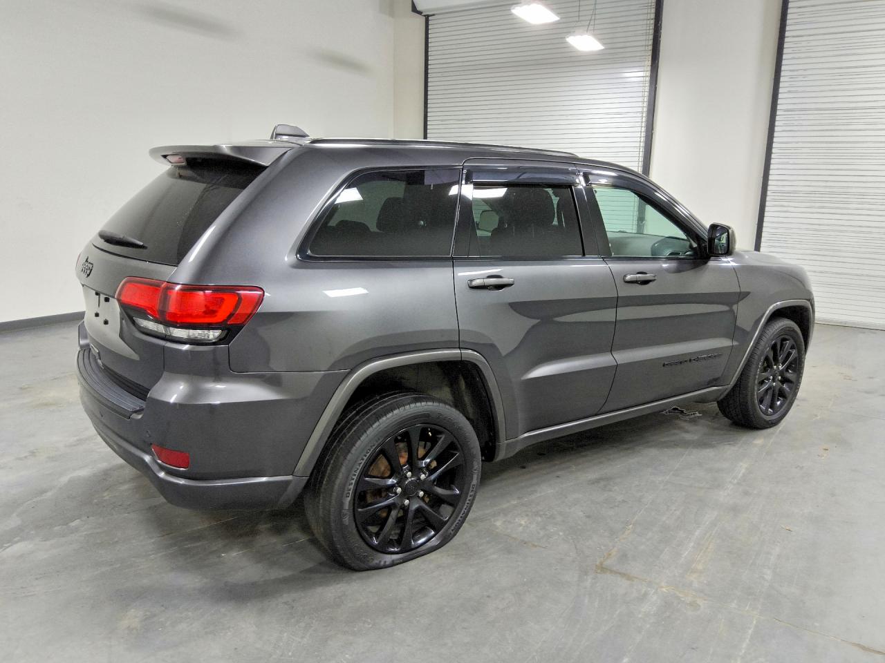 2017 JEEP GRAND CHEROKEE LAREDO — снимка 3