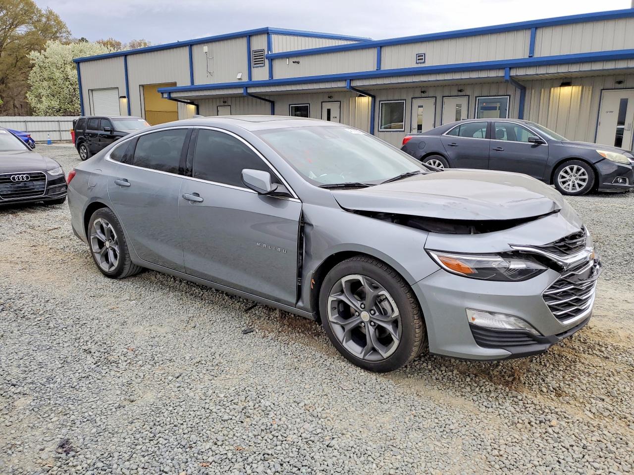 2024 CHEVROLET MALIBU LT — снимка 4