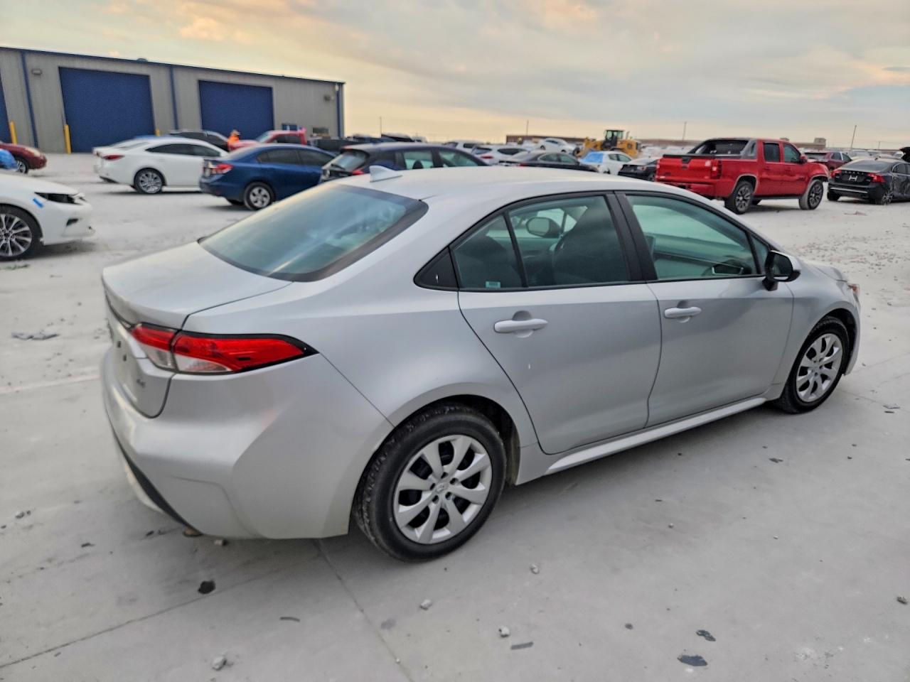 2020 TOYOTA COROLLA LE — снимка 3
