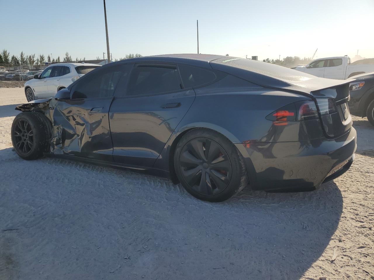 2024 TESLA MODEL S — снимка 2