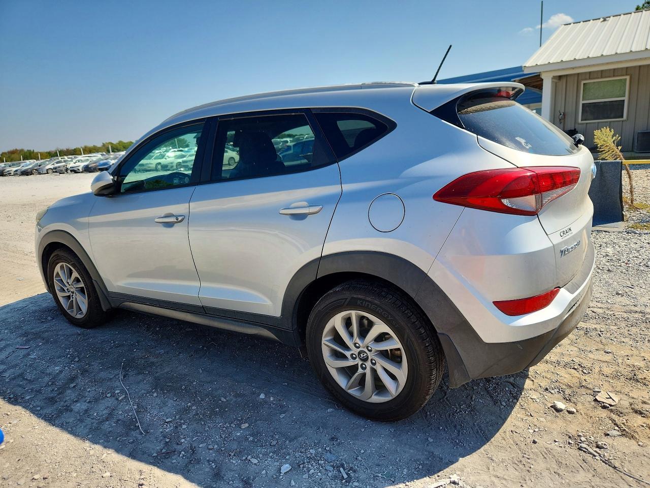 2016 HYUNDAI TUCSON SE — снимка 2