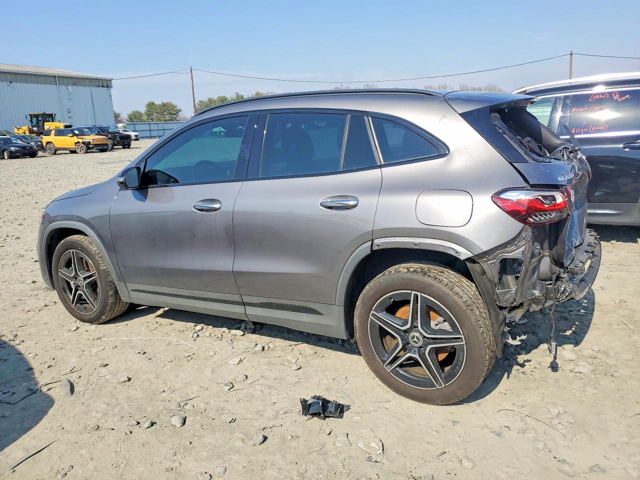 2022 MERCEDES-BENZ GLA 250 4MATIC — снимка 2