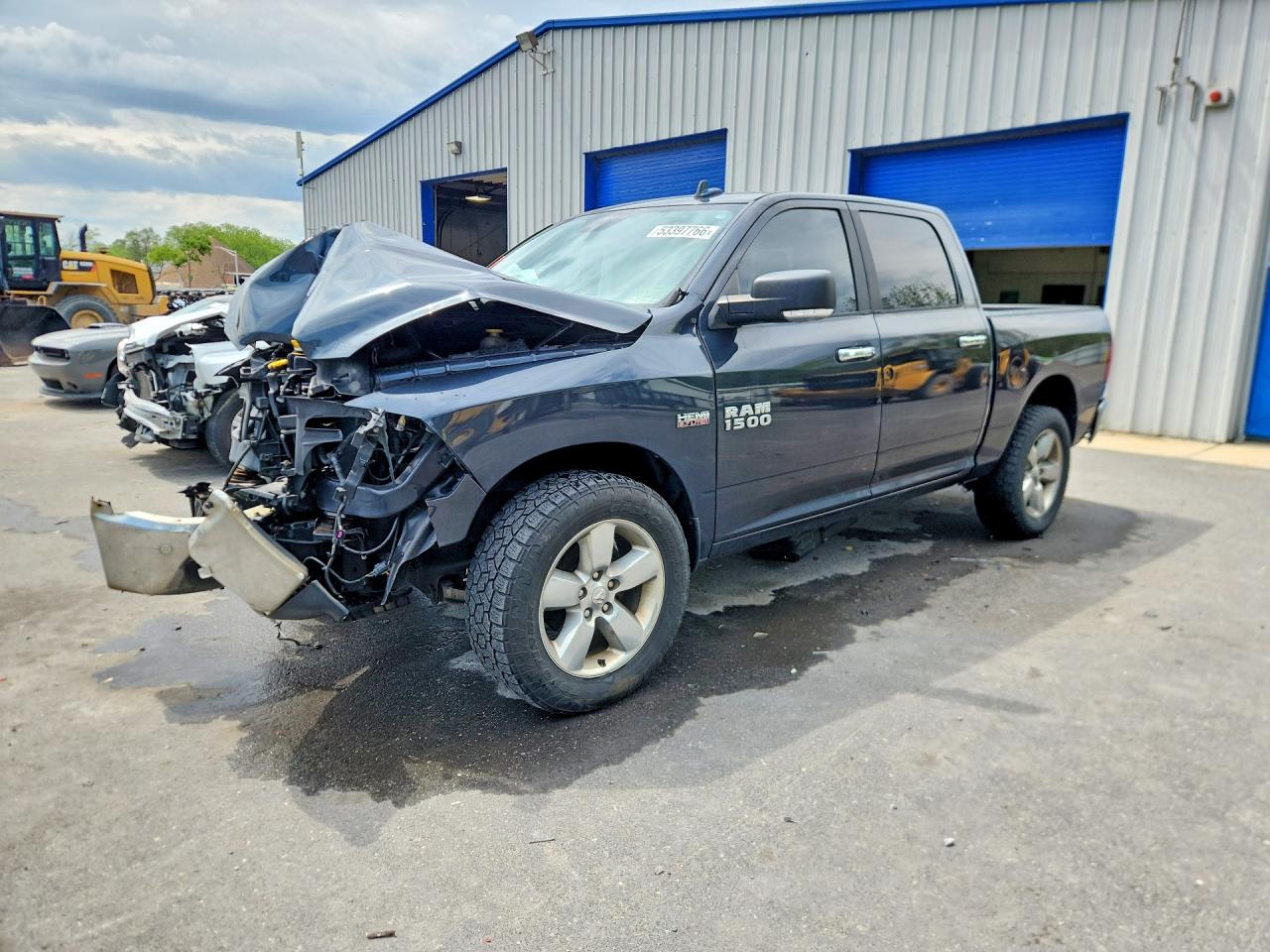 2018 RAM 1500 SLT