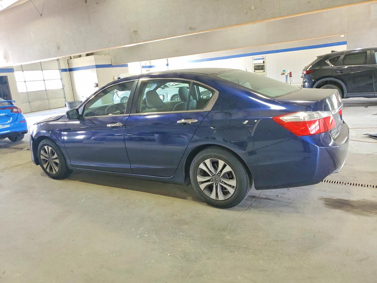 2015 HONDA ACCORD LX — снимка 2