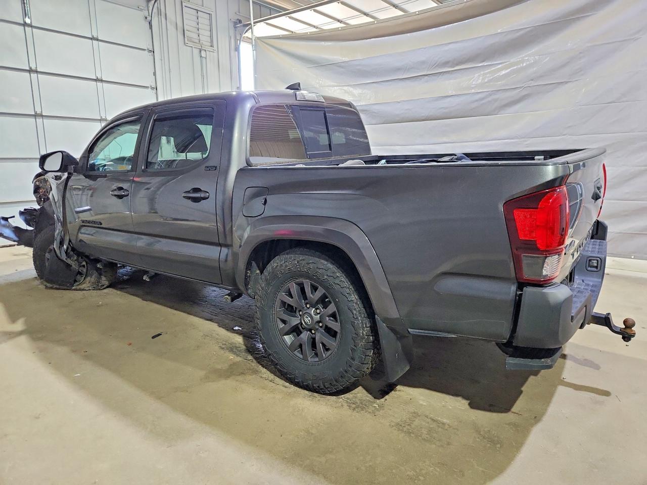 2020 TOYOTA TACOMA SR5 V6 — снимка 2