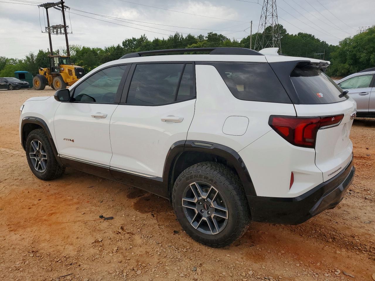 2026 GMC TERRAIN AT4 — снимка 2