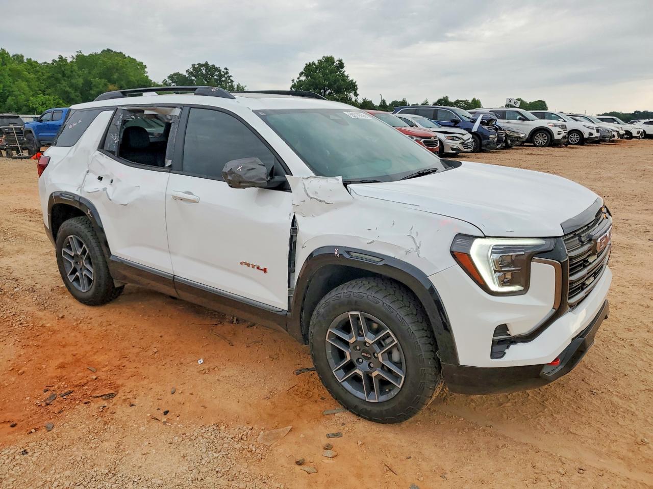 2026 GMC TERRAIN AT4 — снимка 4