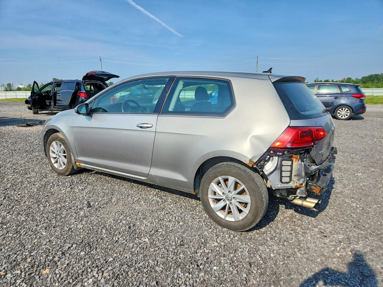 2016 VOLKSWAGEN GOLF BASE / S — снимка 2