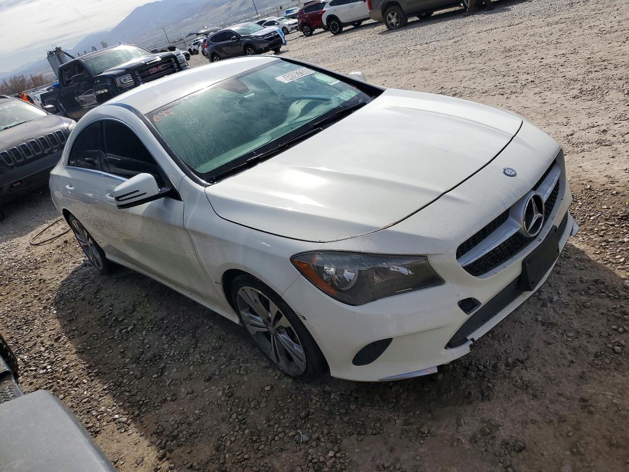 2017 MERCEDES-BENZ CLA 250 — снимка 4