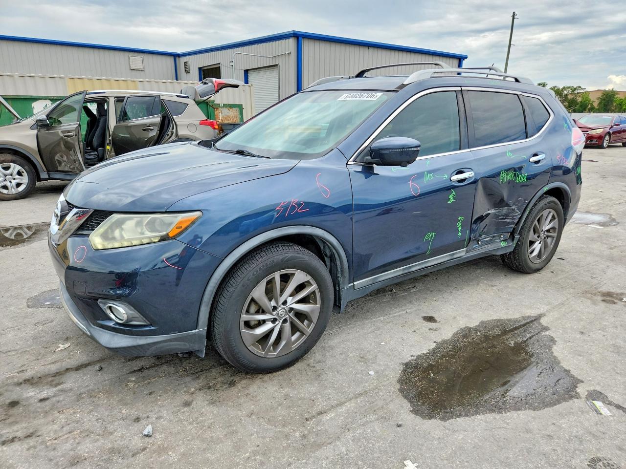 2016 NISSAN ROGUE SL