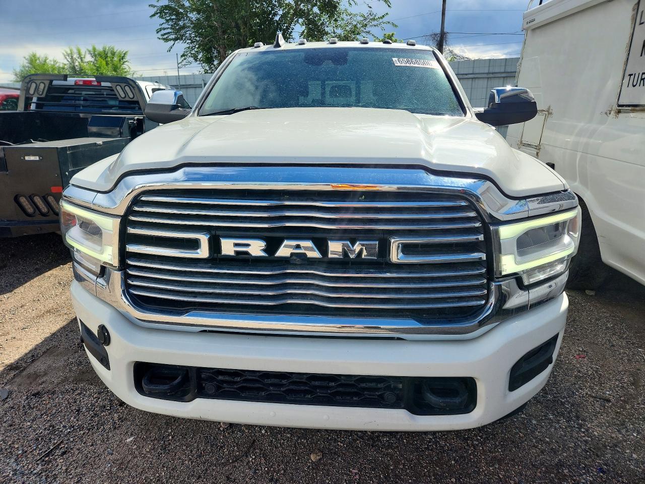 2022 RAM 3500 LARAMIE — снимка 5